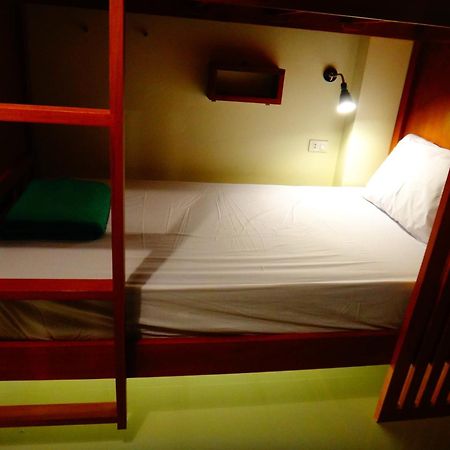Phangan Pearl Hostel Hatrin Kültér fotó
