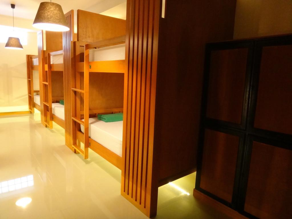 Phangan Pearl Hostel Hatrin Kültér fotó