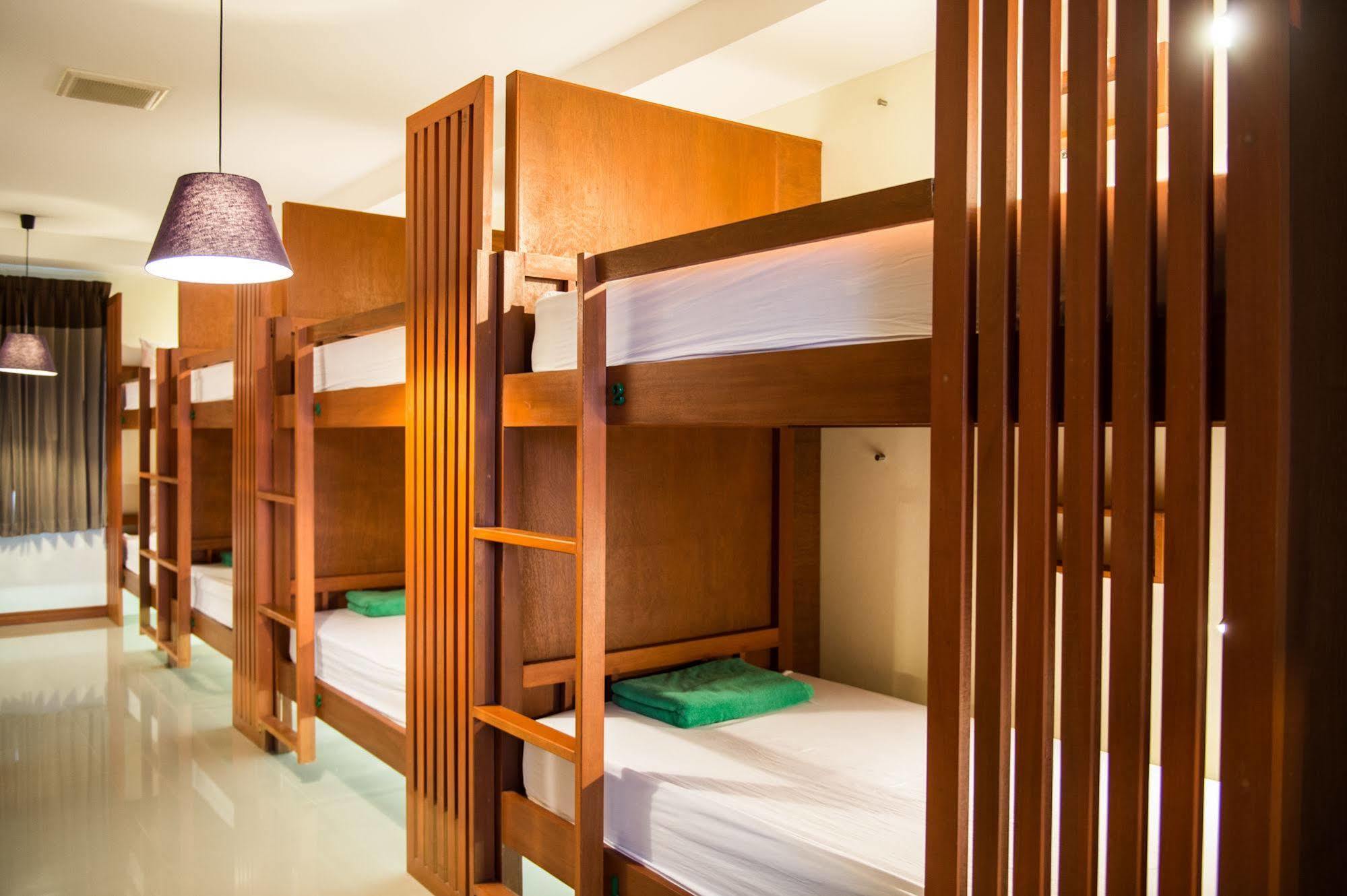 Phangan Pearl Hostel Hatrin Kültér fotó